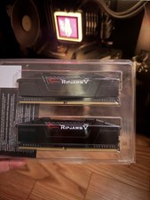 G. Skill Ripjaws v 2x16GB 4400MHz DDR4 SDRAM F4-4400C19D-32GVK SUPER FAST NEW picture
