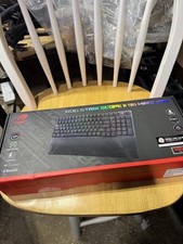 ASUS ROG Strix Scope II 96 Wireless Gaming Keyboard picture
