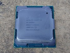 Intel Core i9-10900X 3.70GHz CPU Processor SRGV7 picture