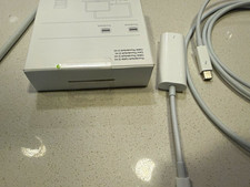 Apple Thunderbolt Display 27in 2560x1440 LED Silver Thunderbolt w/Speakers picture