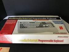 multimedia/internet programmable keyboard picture