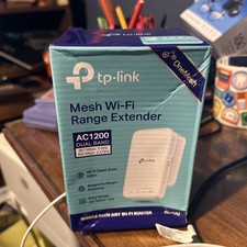 TP-Link RE300 Mesh Wi-Fi Range Extender picture
