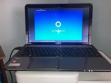 Toshiba Satellite L855D-S5117 AMD Laptop | Works Plugged In - Bad Battery picture