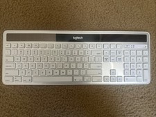 Logitech K750 MK750 Wireless Solar Keyboard WHITE Dongle Included picture