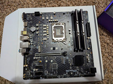 MSI PRO B760M-P MicroATX LGA1700 w/ 32GB Of DDR 4 Ram Read Description Please picture