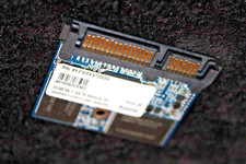 * NEW * -  Dell / Wyse - P/N: Y4VDC - 32GB  MLC Module HF SATA - 8Y.F1D4.9T200BA picture