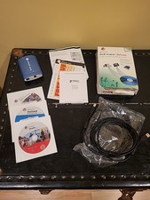 Pinnacle DVD Maker Deluxe Quickly Transfer DV and VHS Tapes To DVD Preowned  picture
