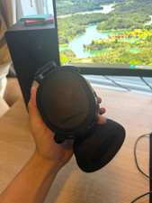 SteelSeries Arctis 7 Wireless Bluetooth Over-Ear Gaming Headset and Dongle picture