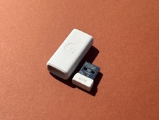 Logitech G715 LIGHTSPEED Wireless Mechanical Gaming Keyboard USB Dongle - White picture