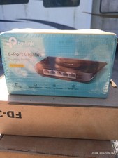 TP LINK TL SG1005D 5-Port Gigabit Desktop Switch Ethernet Network Expansion picture