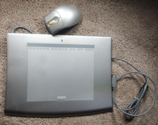 WACOM INTUOUS 2 GRAPHICS TABLET XD-0608-U With mouse no pen picture