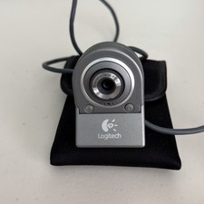 Logitech QuickCam for Notebooks Deluxe V-UAV35 USB Webcam w/ Carry Case picture