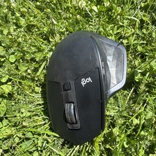 Logitech MX Master Wireless Mouse 810-006219 Bluetooth Windows/Mac No Dongle picture