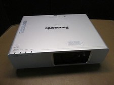 Panasonic PT FW300U ‑ WXGA  LCD Projector  picture