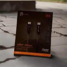 j5create USB4 USB-C Cable 40Gbps Braided Coaxial Thunderbolt 3/4 Compatible picture