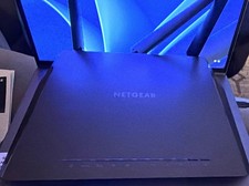 NETGEAR Nighthawk AC 1900 smart Wi-Fi router model R7000 ￼ picture