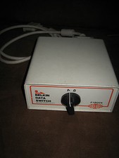 Vintage Belkin 2 Way Data Transfer Switch #F1B024 & Cable picture