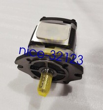 1PC  Brand new VOITH IPV4-32-171 IPV4-32171 gear pump picture