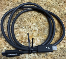StarTech.com 3ft (1m) Thunderbolt 4 Cable - 40Gbps - 100W PD - 4K/8K Video - Thu picture