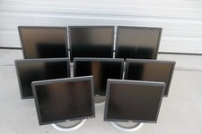 LOT-8 Dell 17