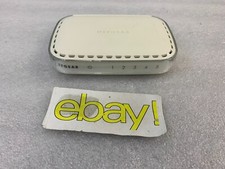 NETGEAR 5 PORT GS605 v3 ETHERNET SWITCH 10/100/1000M Switch UNIT ONLY FREE S/H picture