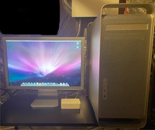 Apple PowerMac G5 and Apple Cinema Display 20