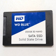 Western Digital WD Blue 250GB 2.5in SATA 3D NAND Internal SSD WDS250G2B0A picture