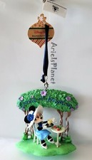 Disney Parks Minnie Mouse Queen Tea United Kingdom UK Epcot Ornament picture