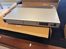Ubiquiti UDM-Pro UniFi Dream Machine Pro Enterprise Security Gateway 10G SFP+ picture