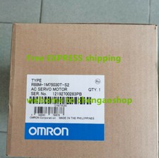 1pc NEW OMRON Servo Motor R88M-1M75030T-S2 Via DHL or FedEX picture
