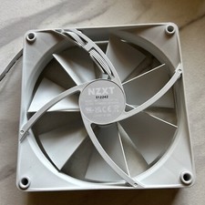 NZXT F140 140mm Case Fan - Matte White - RF-R14FF-W1 New No Box Fast Shipping picture