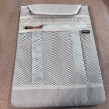 Patagonia Refugio Gray Padded Laptop Tablet Sleeve Bag Case Mesh Zip Pocket 13