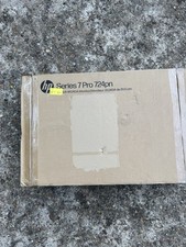 BRAND NEW HP Series 7 Pro 724pn WUXGA Monitor picture