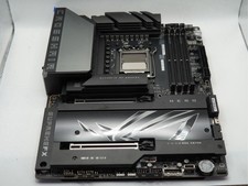 Asus ROG Crosshair X870E Hero AM5 ATX AMD DDR5 Motherboard picture