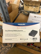 Intellinet 10/100BaseTX-100BaseFX (SC) Multimode Fast Ethernet Media Converter picture