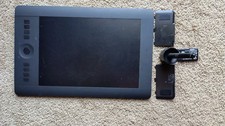 Wacom Intuos Pro PTH-651/K Medium Graphics Tablet Pen Used Good Condition picture