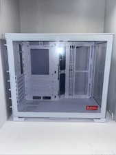 Lian Li O11Vision Compact White Steel Tempered Glass ATX Mid Tower Case picture