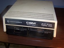 Commodore CBM 8050 Dual Disk Drive - Tested to power on picture