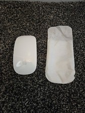 Apple A1296 Wireless Tactile/Multi-Touch Mouse - MB829LL/A picture