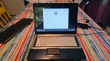 US SHIPPING ONLY Gateway M-6827 NO CHARGER (3gb ram) Screen Has Debris In Edges picture