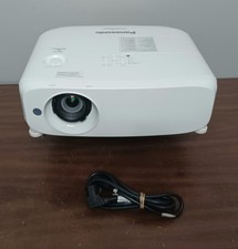 Panasonic PT-VZ570 WUXGA Projector w/Power Cord/Mounting Bracket Nice (#1) picture