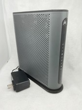 Motorola MG8702 DOCSIS 3.1 Cable Modem AC3200 WiFi Router Combo picture