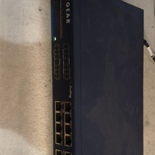 NETGEAR 16-Port 10/100Mbps Fast Ethernet Switch Unmanaged Rack RJ-45 picture