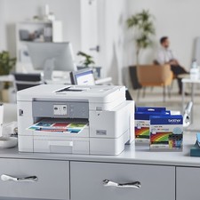 BROTHER LC406XLBKS HIGH YIELD INK CARTRIDGE, BLACK picture