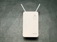 D-Link DAP-1620 AC 1200Mbps Wi-Fi Range Extender 802.11 ac/g/n/a 2.4G & 5GHz picture