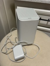 XFINITY XB7-CM Cable Modem Router Combo DOCSIS 3.1 Dual-Band WiFi White picture