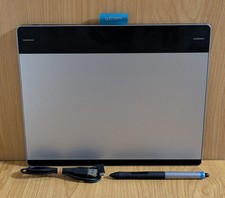Wacom CTH-680 Intuos Medium Creative Pen & Touch Tablet Excellent picture