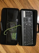 Topre RealForce 87UBS XF11TS MINT CONDITION With Case Wasabi Keys And Hand Rest picture