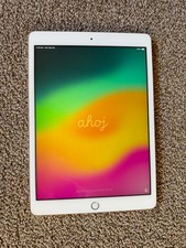 Apple iPad (8th Generation) A2270 32 GB, Wi-Fi, 10.2 in - Gold picture