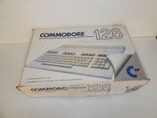 ^^ COMMODORE 128 VINTAGE PERSONAL COMPUTER IN BOX  (WMN24) picture